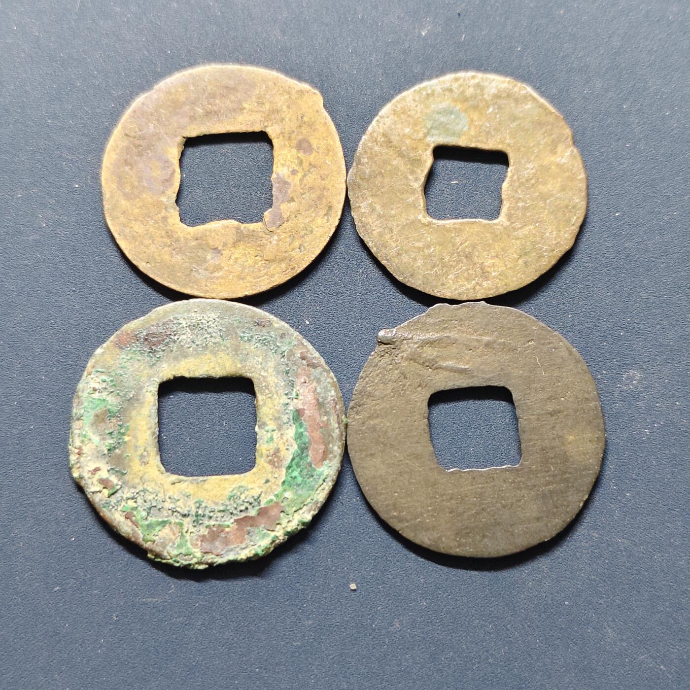 【全场包邮】纯粹捡漏拍496场-持续更新中 【古钱】中国秦半两铜钱4枚一组