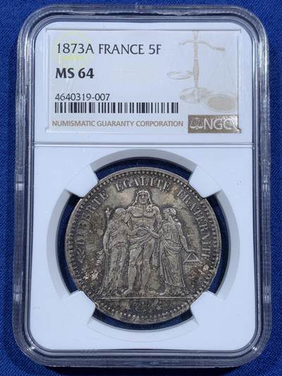 《竞宝斋》第459场 周日，周一，2场连拍 （全场包邮）欢迎送拍 - NGC MS64 法国 1873年 大力神 5法郎 银币 底板强光+原味包浆 好状态的经典品种 不容错过