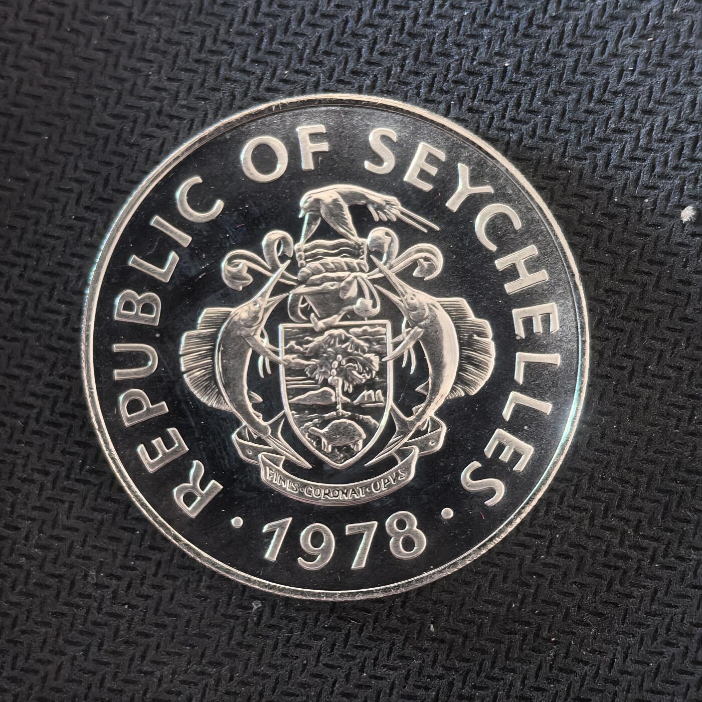 道一币馆币章第一百六十四场 塞舌尔1978年保护海洋鱼类50卢比精制银币  31.65g 925s