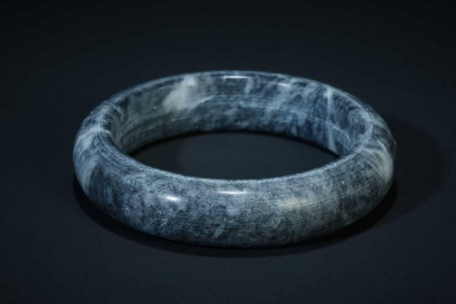 上海都达杂项专场三（全场包邮） 天然墨玉手镯86-35