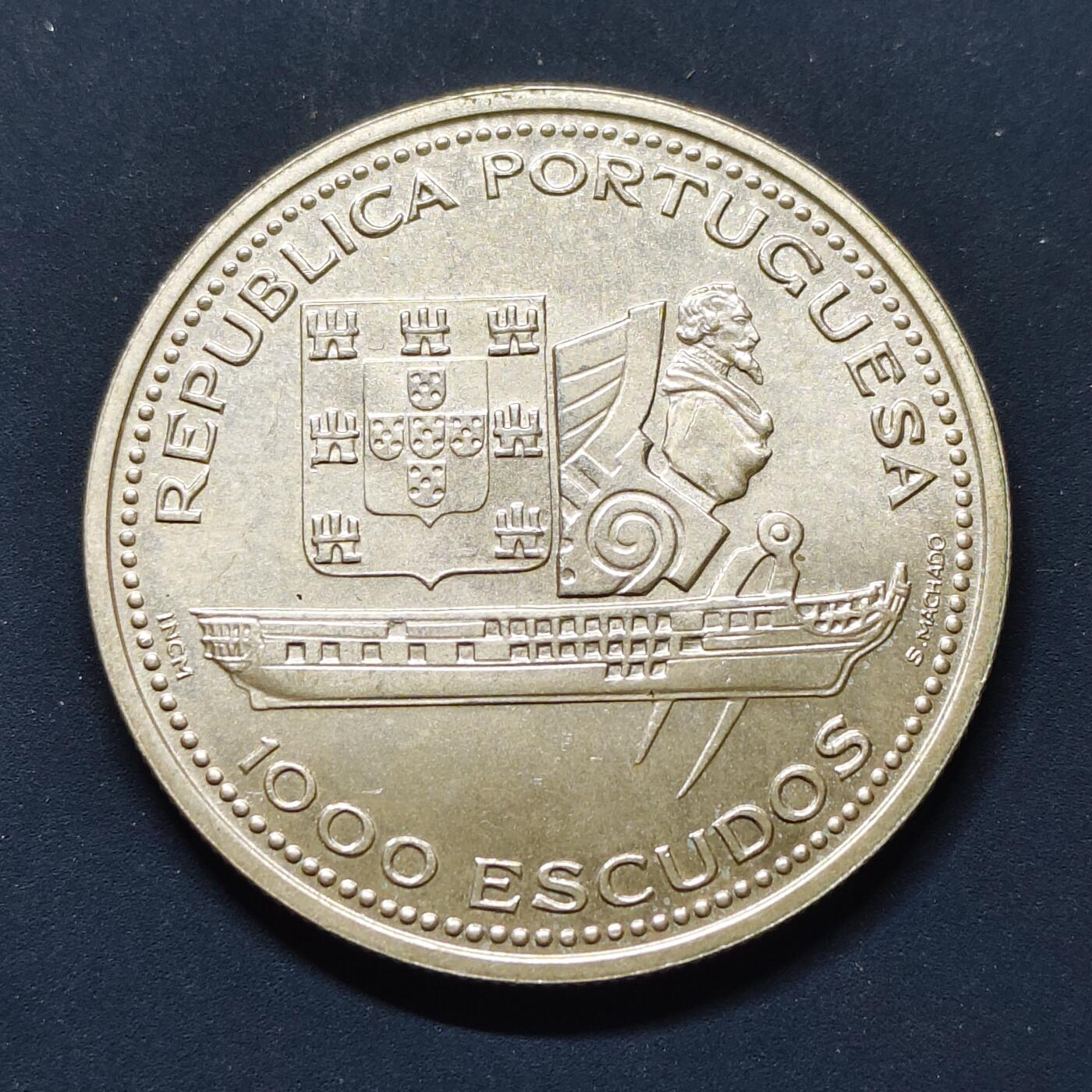 【全场包邮】纯粹捡漏拍497场-持续更新中 葡萄牙1996年1000埃斯库多费迪南二世和格洛里亚号护卫舰的修复克朗型纪念银币【40毫米28克50%】