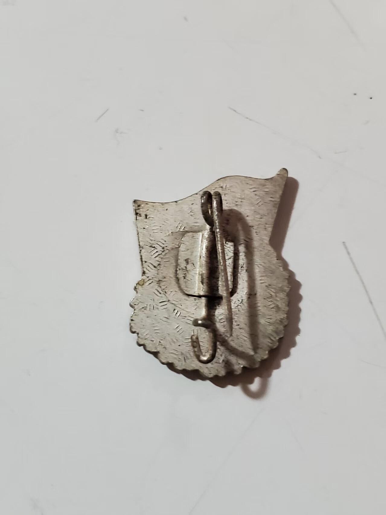 韵星假日拍卖第三十七期 -- Rimey Holidays Auction 37 民主德国fdj银级优秀成员三人头版本