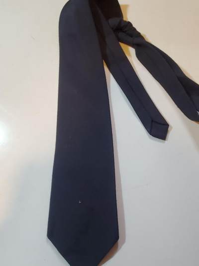 韵星假日拍卖第三十七期 -- Rimey Holidays Auction 37 - 民主德国国家人民军领带一条 带厂标