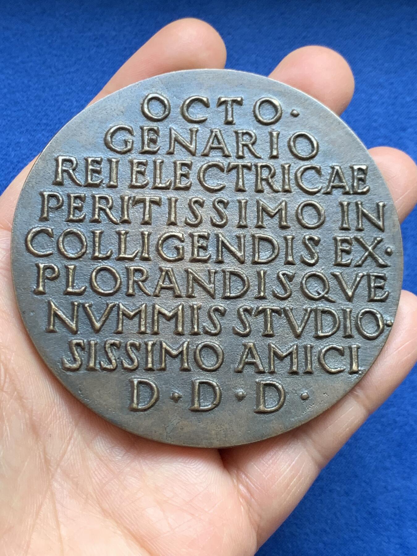 《竞宝斋》第459场 周日，周一，2场连拍 （全场包邮）欢迎送拍 瑞士沃尔特·尼格勒纪念铜章，高浮雕，大型。154克，76.7mm