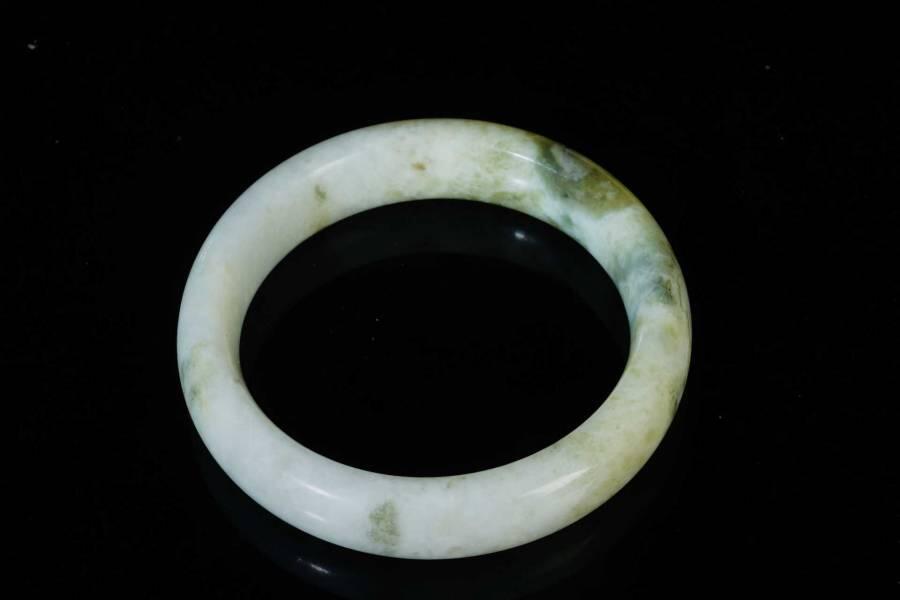 上海都达杂项专场三（全场包邮） 天然 蓝田玉贵妃手镯86-34