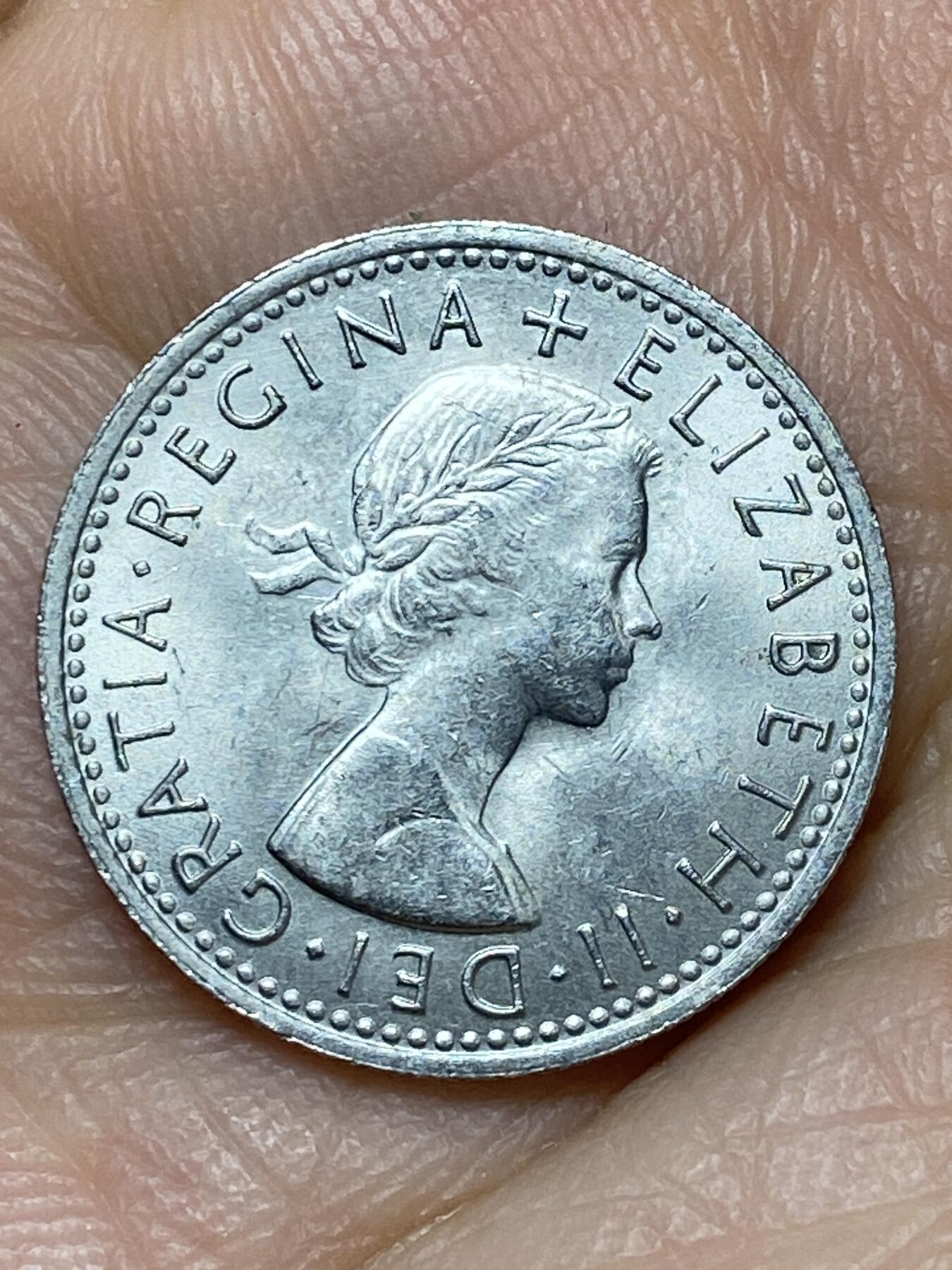 2026年第十一场(总第一百八十场）外国好品散币场(免佣金) 英国🇬🇧1967年6便士(伊丽莎白二世青年桂冠第二版，普制币关门年)