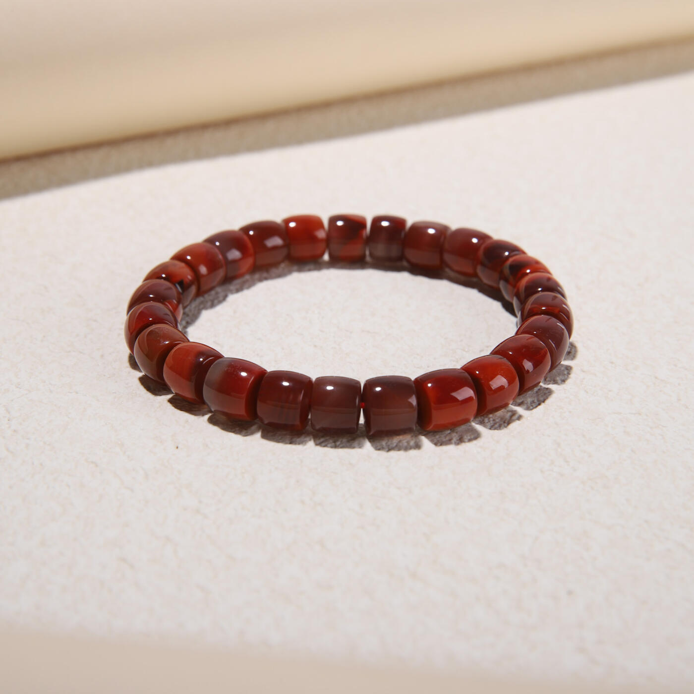 瑰丽珠宝（一） 精工归圆双色南红手串