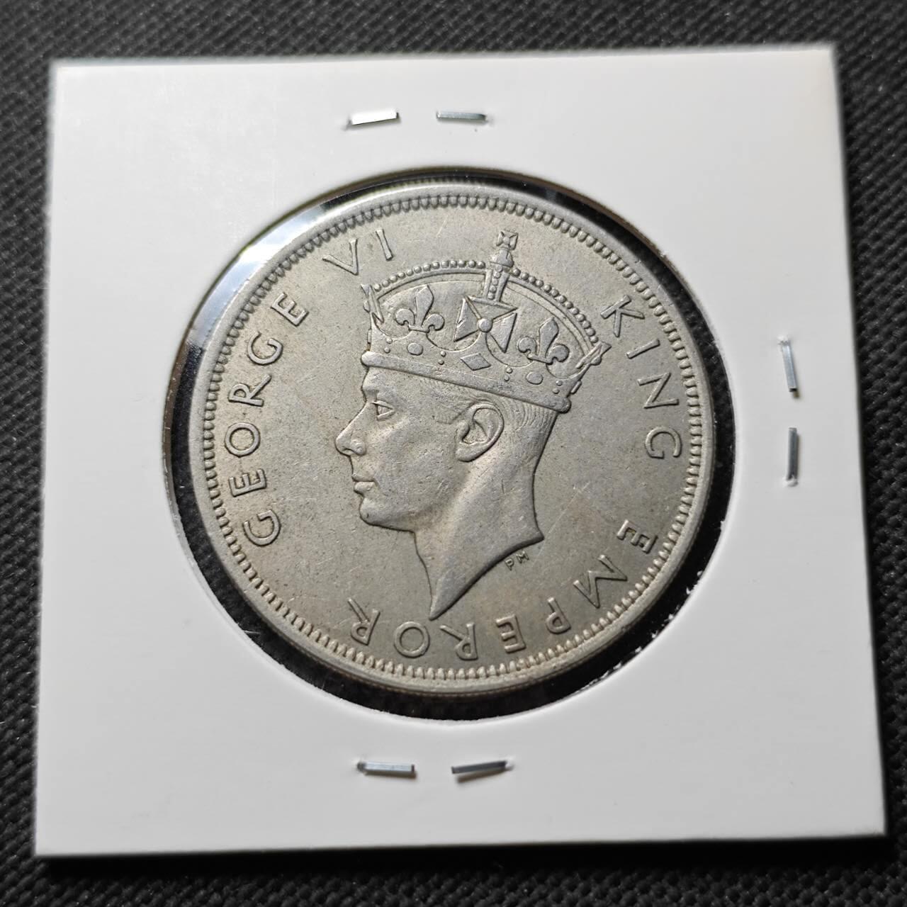 KK钱币收藏小铺  第400期  百期特拍（四拍之四）2月预留时间 周末发货  英属南罗德西亚1947年1/2克朗 乔六 深打状态磨损少 底板干净