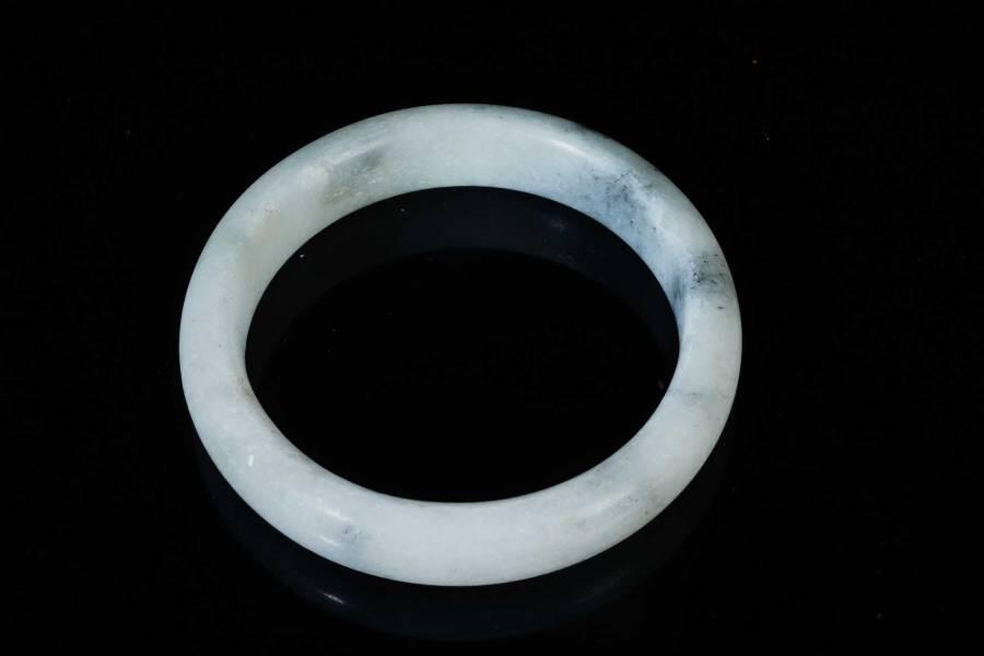 上海都达杂项专场三（全场包邮） 天然和田玉点墨青花手镯86-37