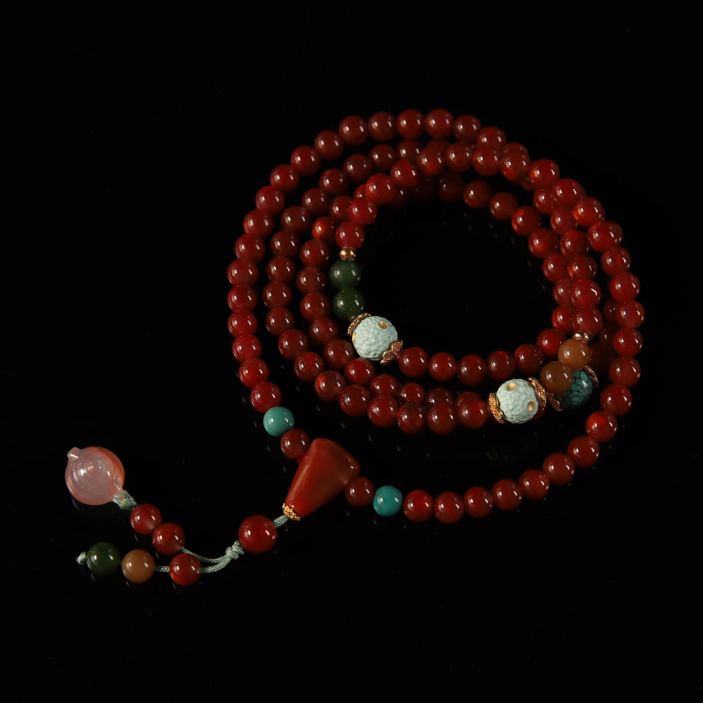 瑰丽珠宝（一） 瓦西纯色的牛血红南红绿松18k金设计款佛珠