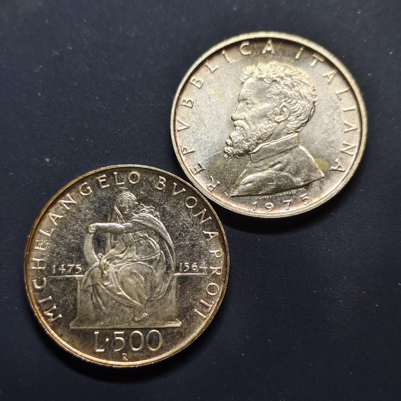 【全场包邮】纯粹捡漏拍497场-持续更新中 意大利1975年500里拉米开朗基罗诞生500周年纪念银币2枚一组【29毫米11克83.5%X2枚】