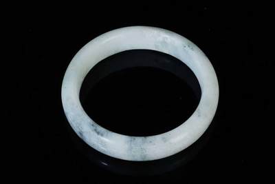 上海都达杂项专场三十四【年后发货全场包邮】  天然和田玉点墨青花手镯86-37