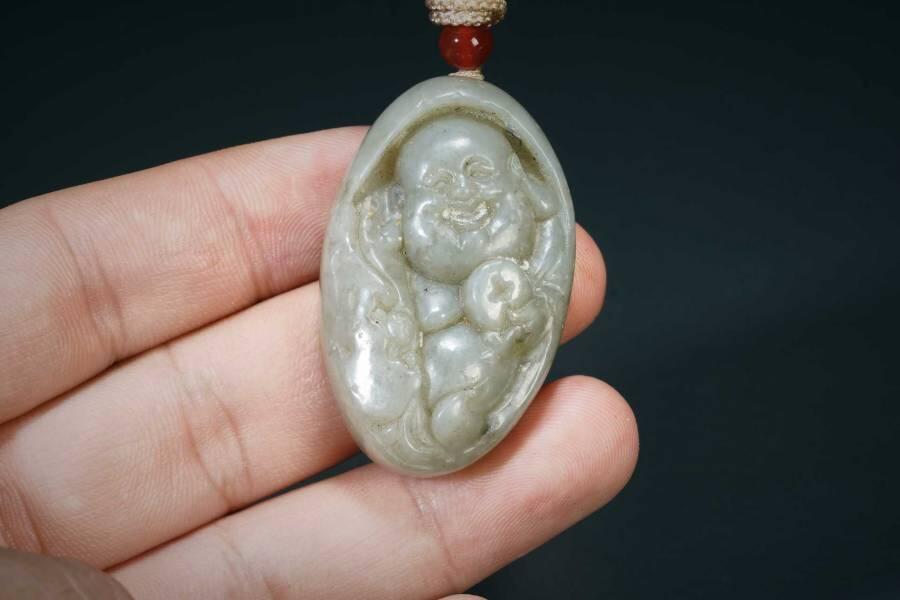 上海都达杂项专场三（全场包邮） 天然和田玉精雕《招财弥勒》挂件 附鉴定证书86-104