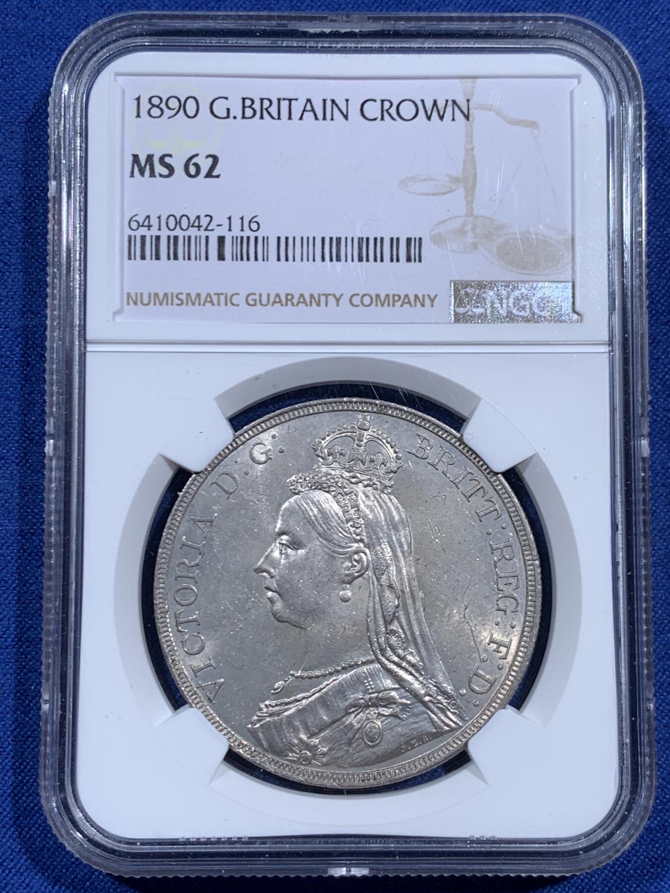 《竞宝斋》第460场 周日，周一，2场连拍 （全场包邮）欢迎送拍 NGC MS62 英国1890年高冠维多利亚马剑1克朗银币