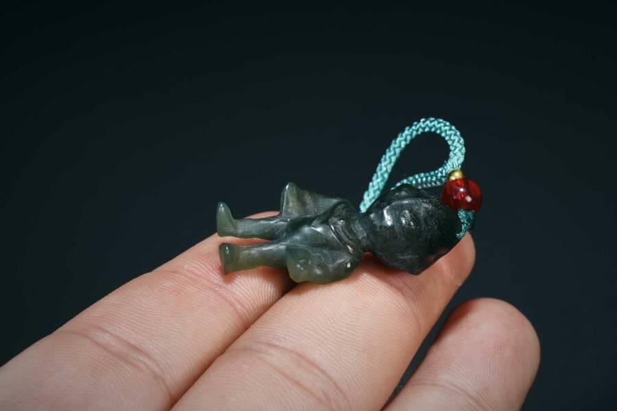 上海都达杂项专场三（全场包邮） 天然和田玉青玉奥特玛吊坠挂件86-97