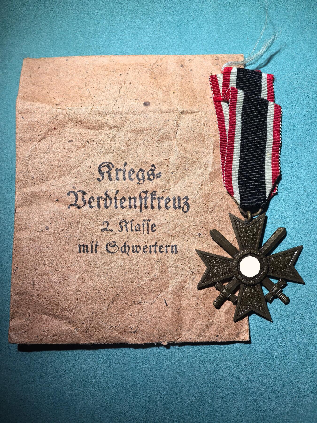 盛世勋华——号角文化勋章邮票专场拍卖第300期 德国（1939）二级佩剑战功十字勋章 铜质 带原纸袋厂标