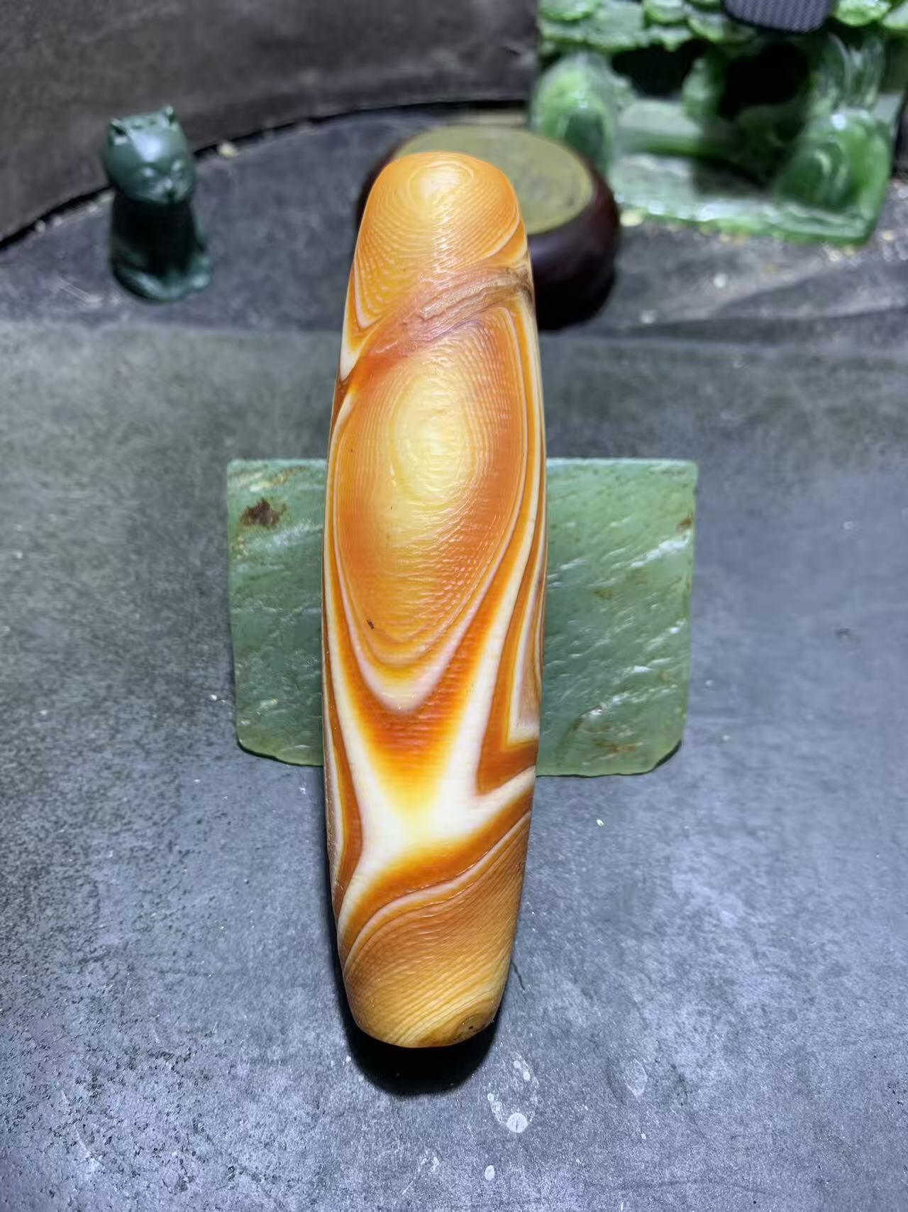 巨无霸天眼风化纹缠丝玛瑙大桶珠（把件)一颗