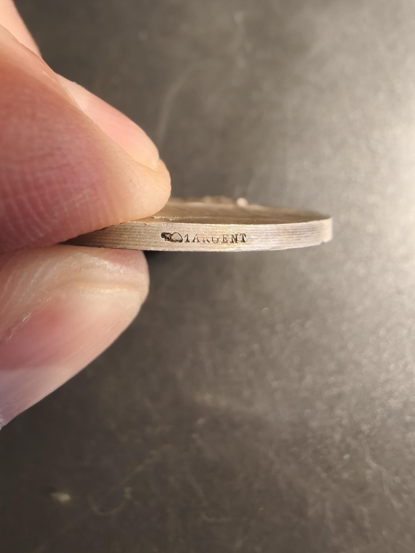 老王徽章第178期 法国畜牧业协会大银章    大师马特作品    950银     直径40mm    重量33.8g