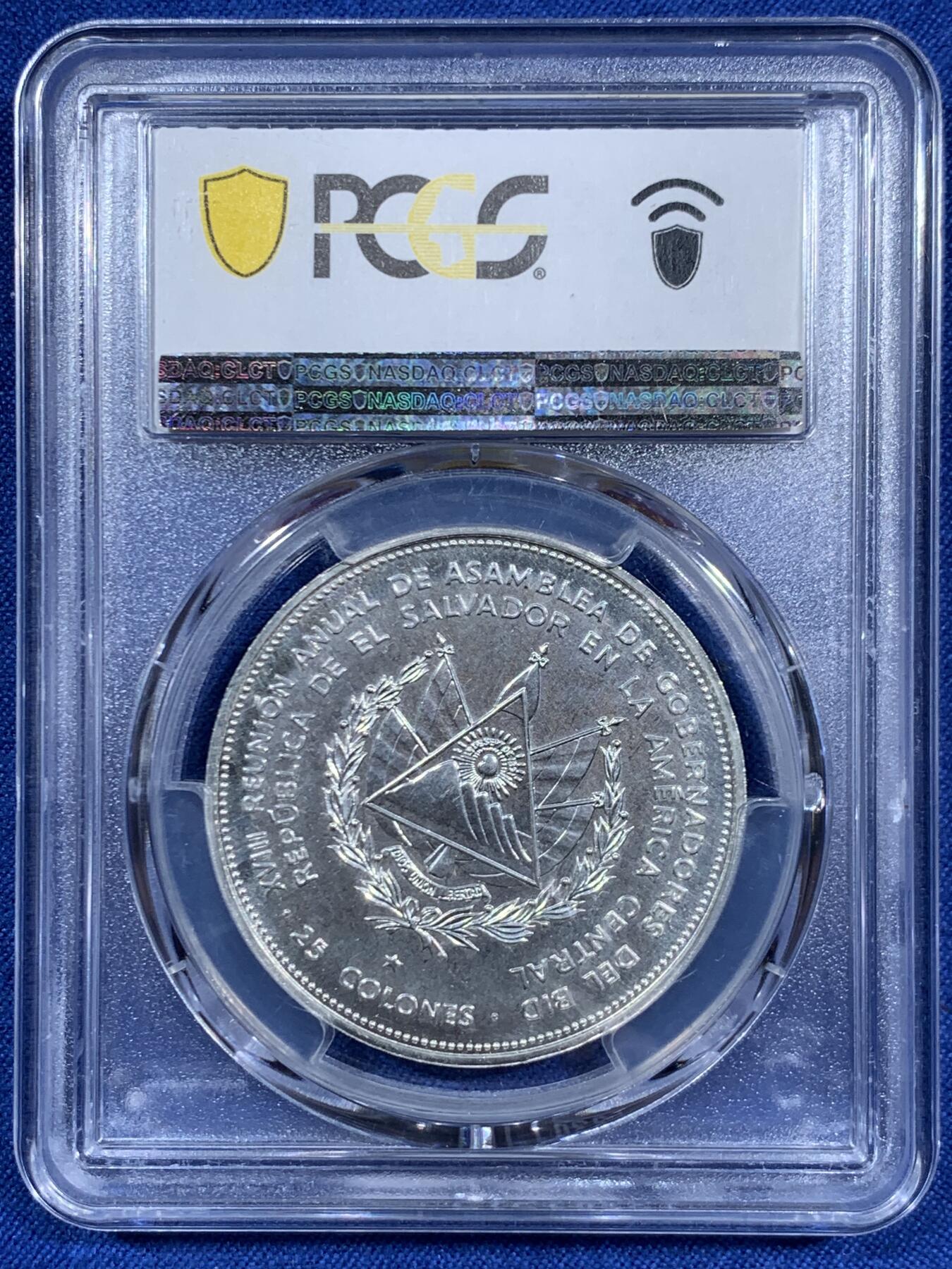 《竞宝斋》第460场 周日，周一，2场连拍 （全场包邮）欢迎送拍 PCGS MS66 萨尔瓦多1977年第18届IADB理事大会25科降银币，900银，25克，发行量2000，美洲太阳脸稀少品种。