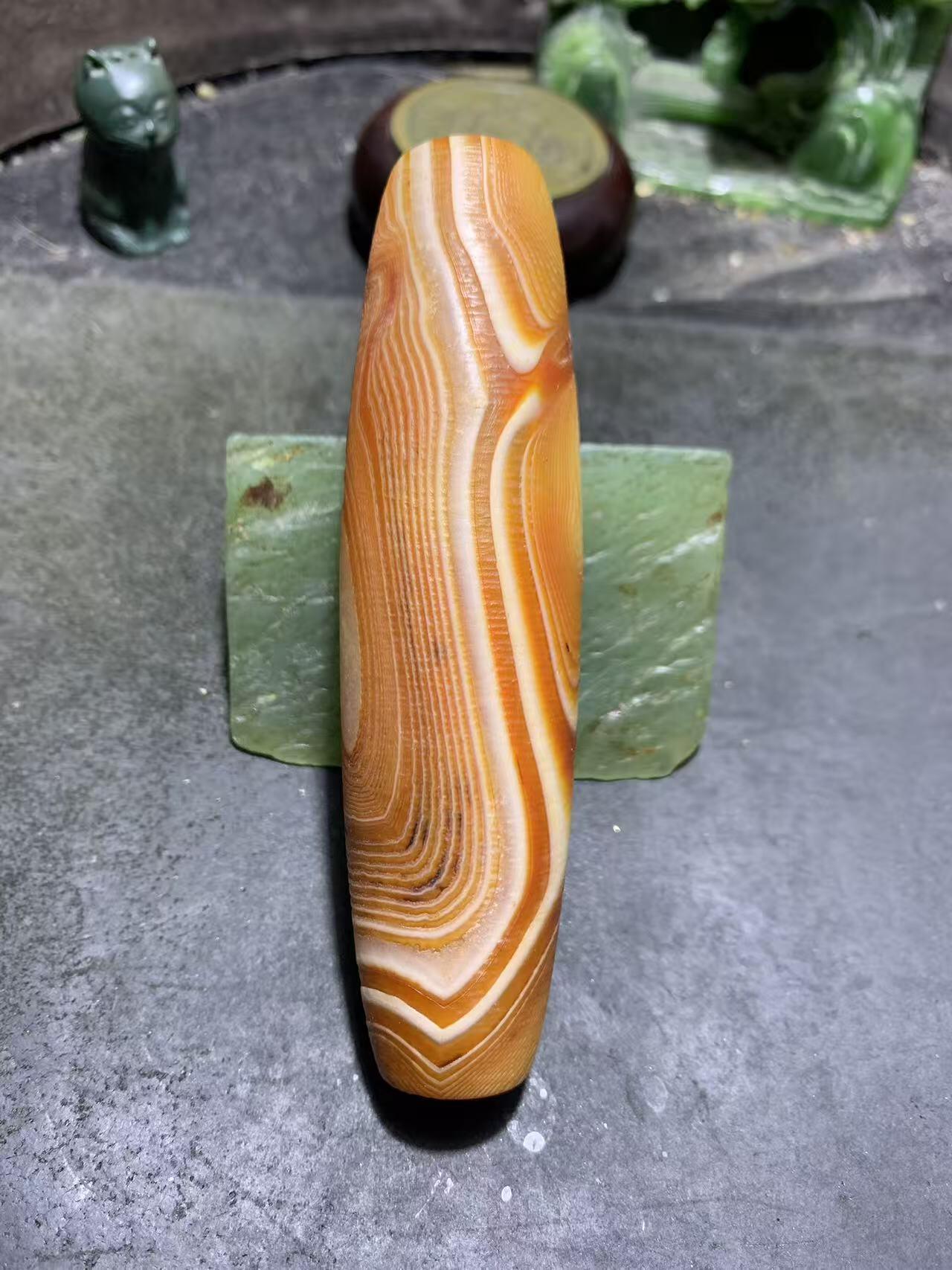 巨无霸天眼风化纹缠丝玛瑙大桶珠（把件)一颗