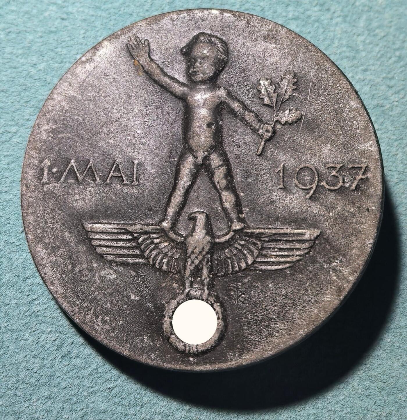 盛世勋华——号角文化勋章邮票专场拍卖第300期 德国（1939）1937年五一劳动节纪念证章 带厂标