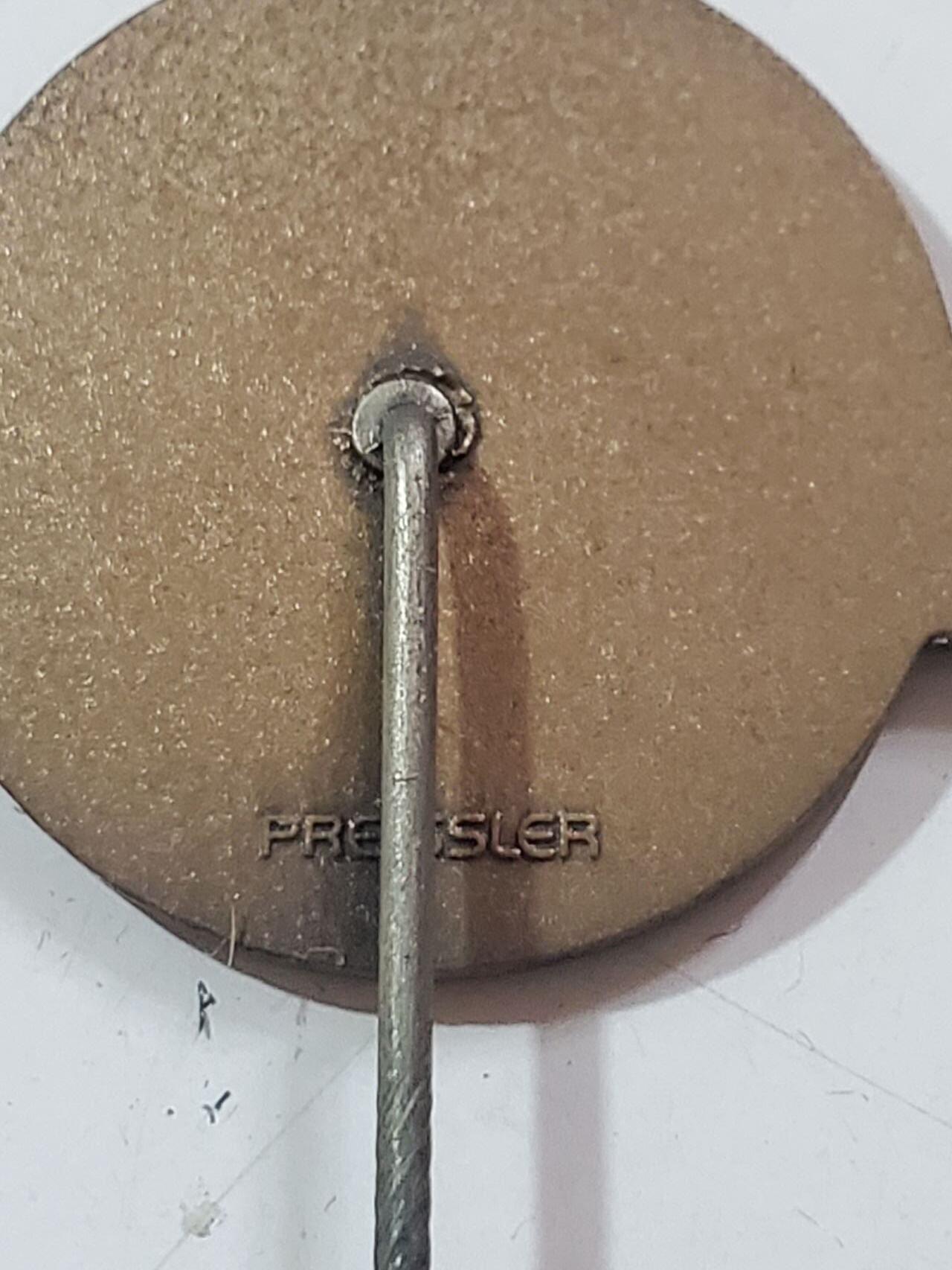 韵星假日拍卖第三十八期 -- Rimey Holidays Auction 38 民主德国极早期国家人民军空中救援证章插针 带厂标 稀少种类 能够有此技能章的非常少