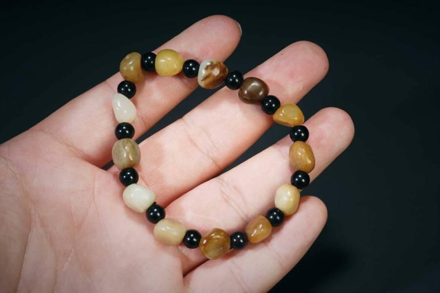 上海都达杂项专场三（全场包邮） 天然和田玉籽料 手串86-79