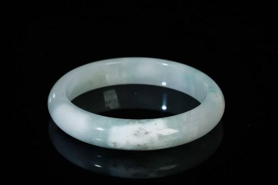 上海都达杂项专场三（全场包邮） 天然冰种翡翠手镯86-39