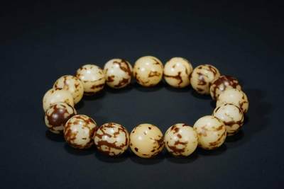 上海都达杂项专场三十四【年后发货全场包邮】  天然虎斑菩提手串86-131