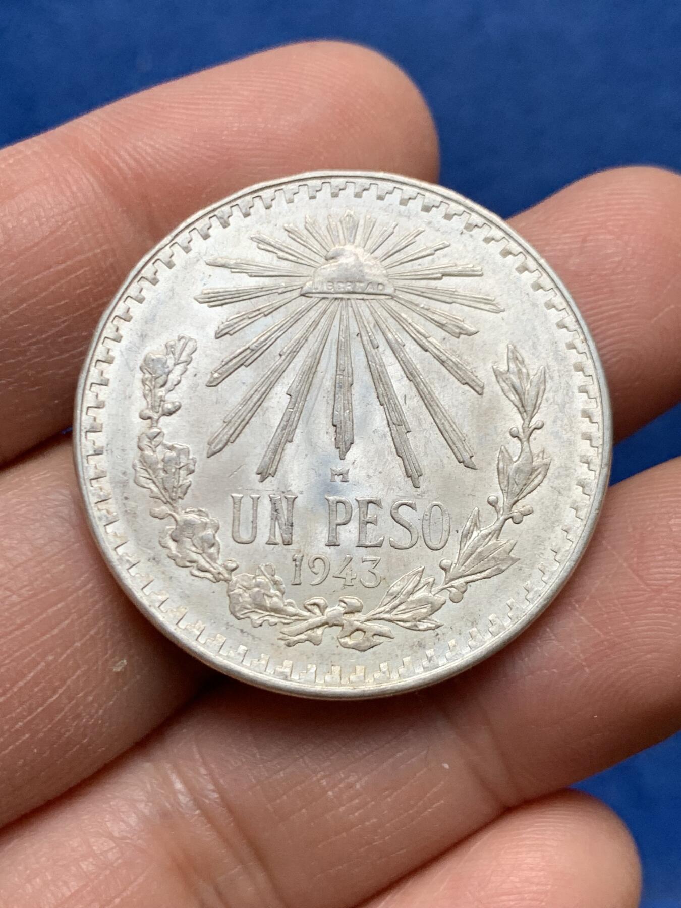 《竞宝斋》第460场 周日，周一，2场连拍 （全场包邮）欢迎送拍 墨西哥1943年一比索银币，16.72克，720银