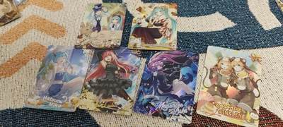 秋原瞳的小店第三十四期（农历马年年味越来越重了，希望大家新的一年龙马精神，一往无前） - 卡游绝版初音未来ur6箱不同