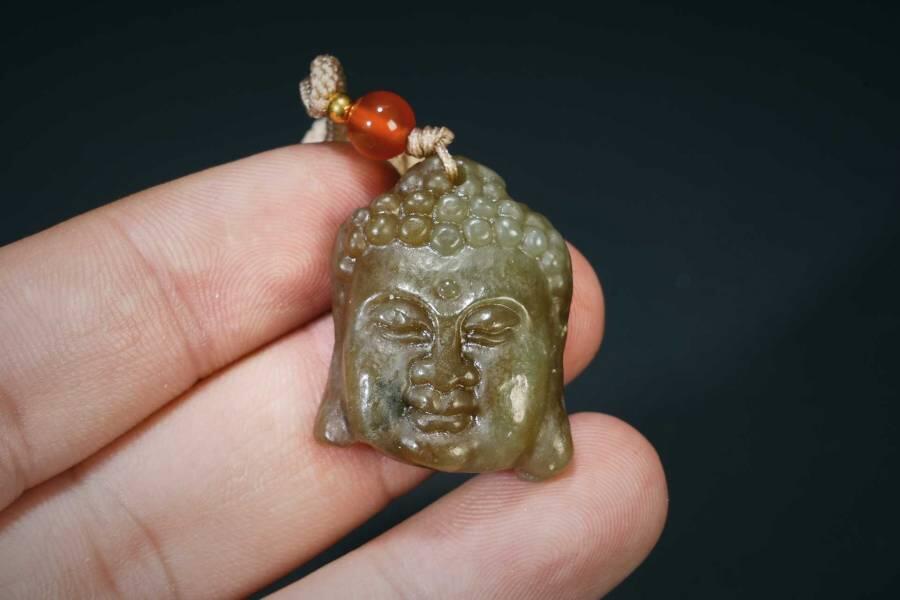 上海都达杂项专场三（全场包邮） 天然和田玉精雕《佛头》挂件 附鉴定证书86-102