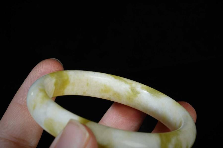 上海都达杂项专场三（全场包邮） 天然蓝田玉贵妃手镯86-33