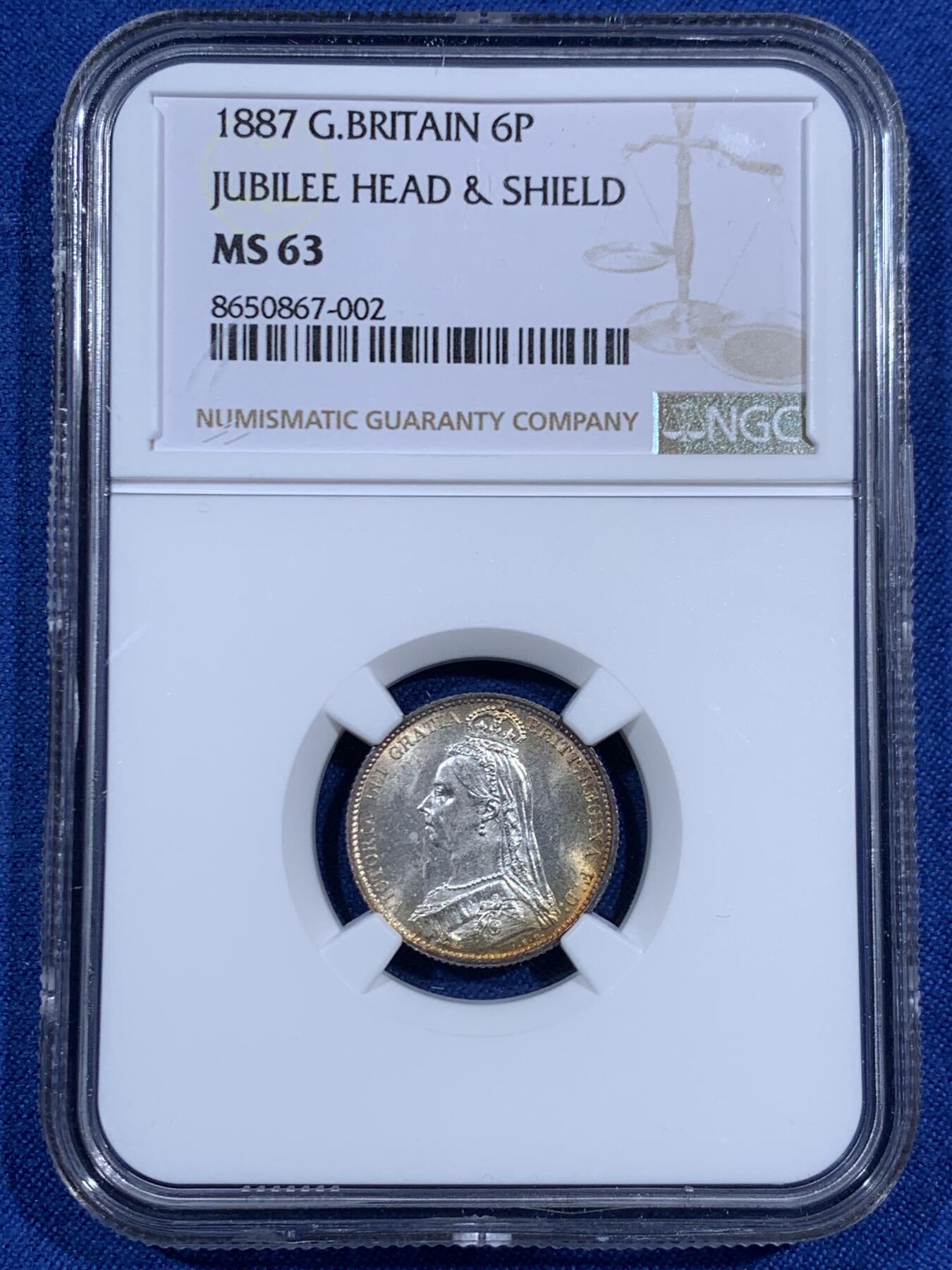 《竞宝斋》第460场 周日，周一，2场连拍 （全场包邮）欢迎送拍 NGC MS63 英国 1887年 维多利亚女王高冠6便士银币 转光强烈 包浆好看
