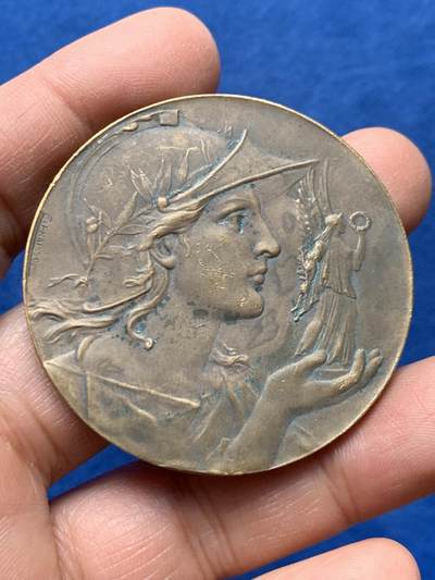 《竞宝斋》第460场 周日，周一，2场连拍 （全场包邮）欢迎送拍 - 法国玛丽安娜女神与大天使铜章 50.85克 49.7mm 三角铜标