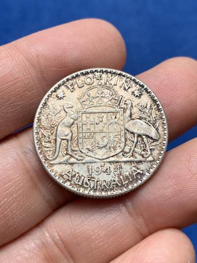 《竞宝斋》第460场 周日，周一，2场连拍 （全场包邮）欢迎送拍 - 澳大利亚1944年乔治六世1弗洛林银币 高银年份 11.3克 925银 好品带彩