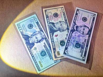 【Blue Auction】世界纸币精拍第777期——18级TOP拍卖/信誉/品质/专业/高效💫 - 【一组3张 含补号】美国 2004-2006年5-20美金 AU品相