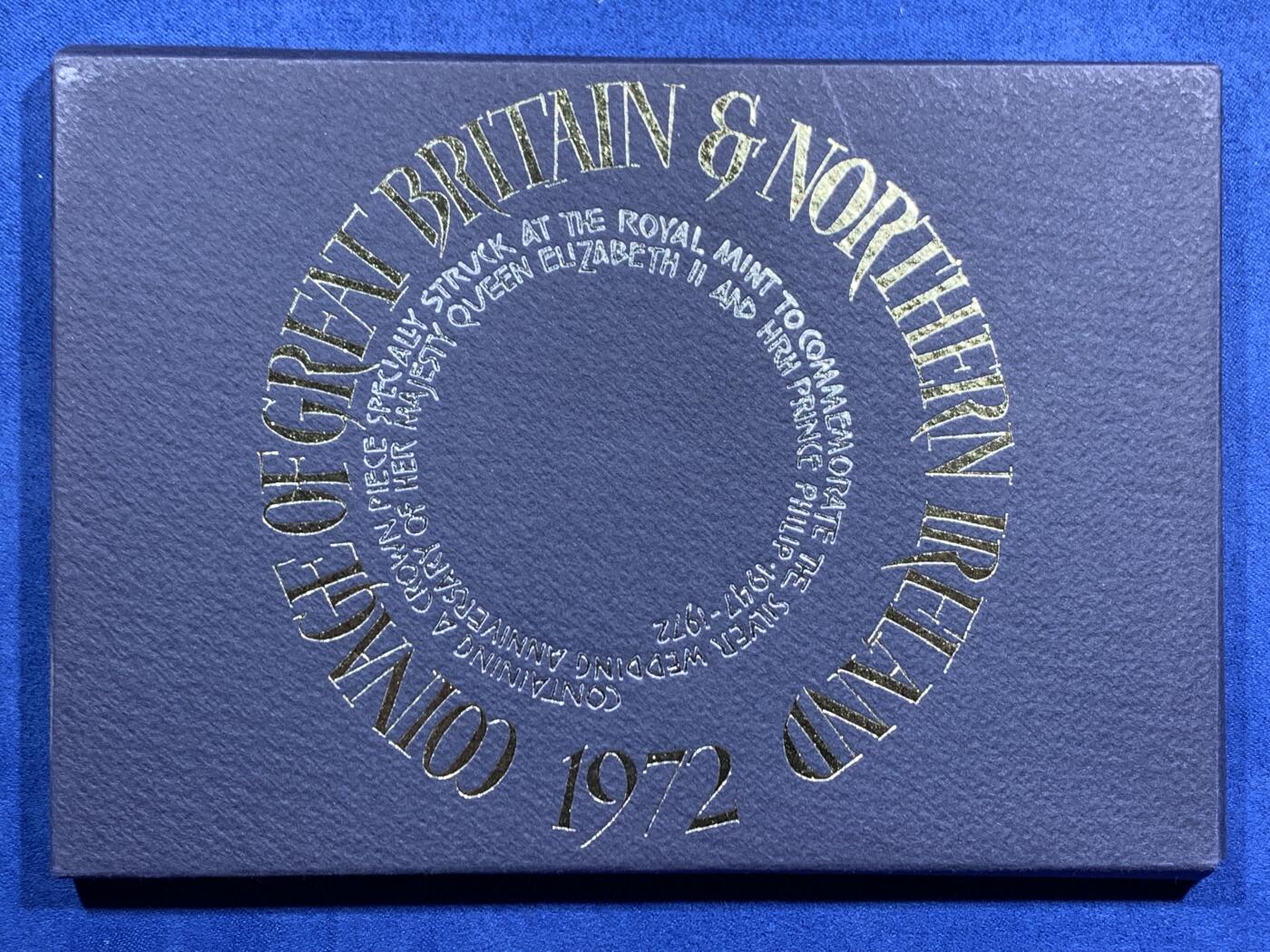 《竞宝斋》第460场 周日，周一，2场连拍 （全场包邮）欢迎送拍 英国1972年精制套币 礼品原装7枚币和1枚章 包含女王银婚精致克朗纪念币