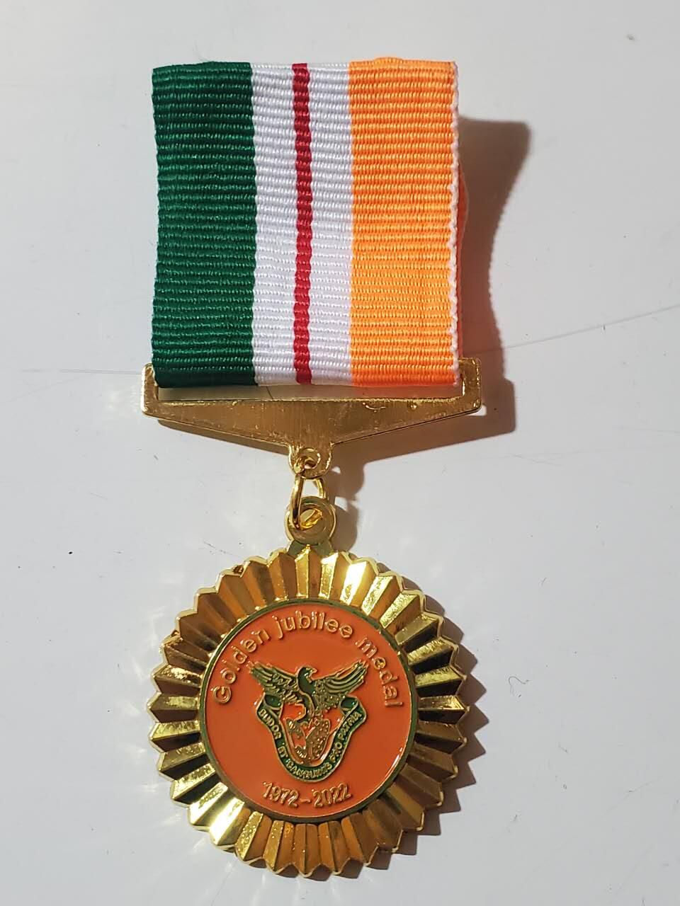 韵星假日拍卖第三十八期 -- Rimey Holidays Auction 38 赞比亚共和国国家服务金僖奖章 铜镀金 少见国家 非常厚重 库存品相