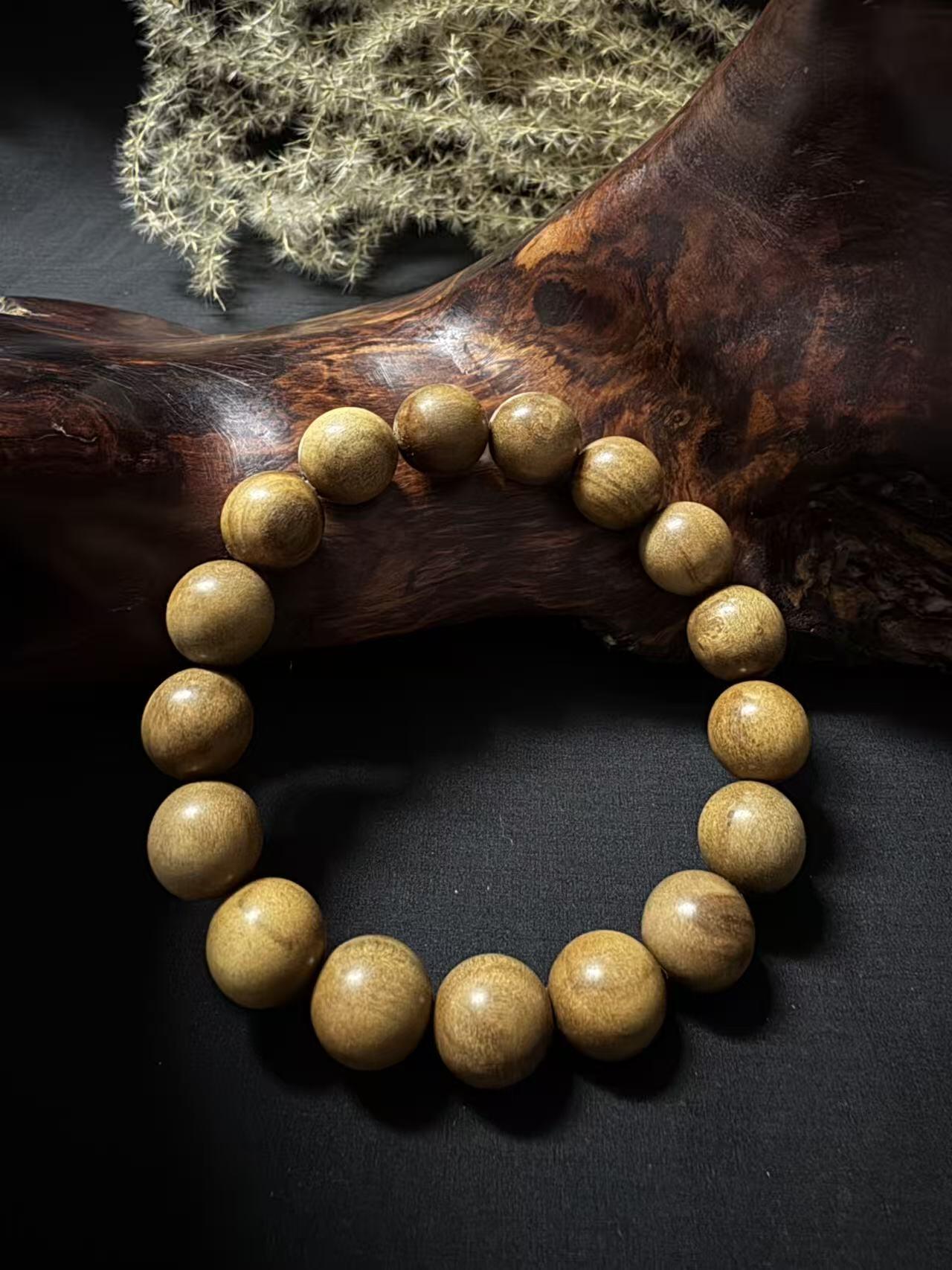 零元拍：正区印度迈索尔老山檀手串 12MM 