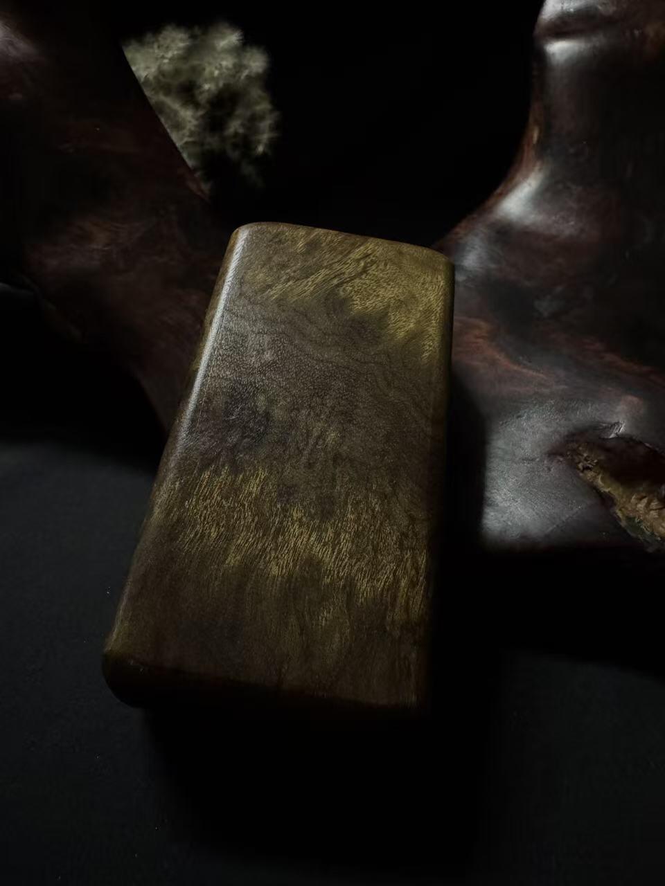 零元拍：B15金丝楠牌子，香喷喷的小金砖，金光闪闪，81/41/26MM