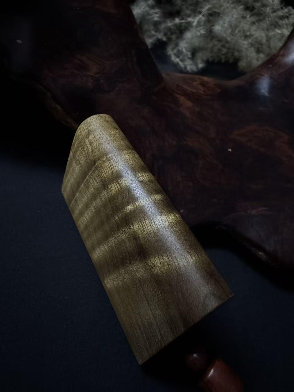 零元拍：B25金丝楠牌子，香喷喷的小金砖，金光闪闪，60/14/41.5