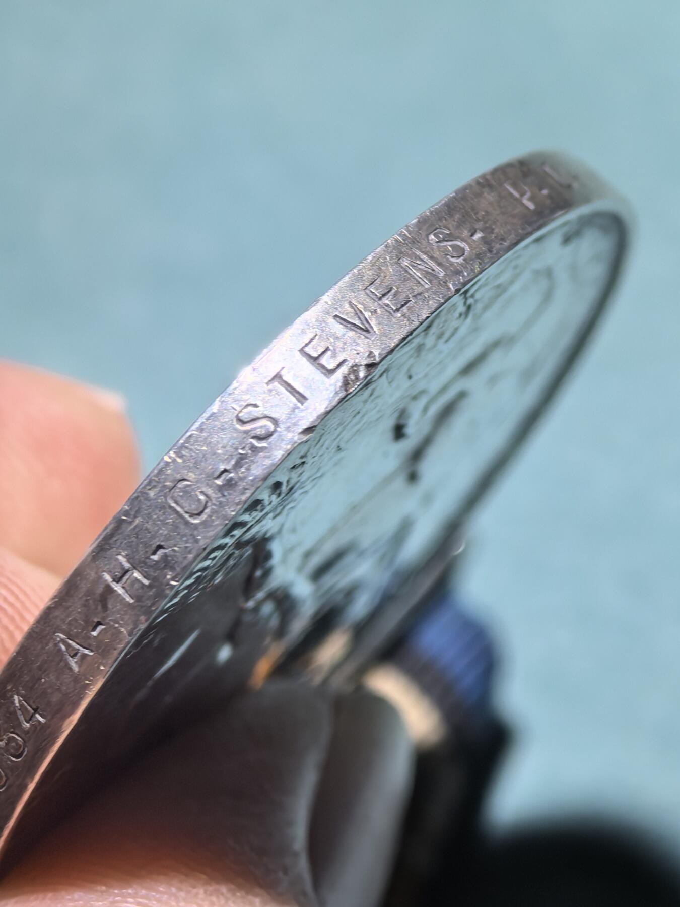 盛世勋华——号角文化勋章邮票专场拍卖第300期 英国一战战争奖章 银制 重34.4克，925银 原绶带带边铭，银价600+