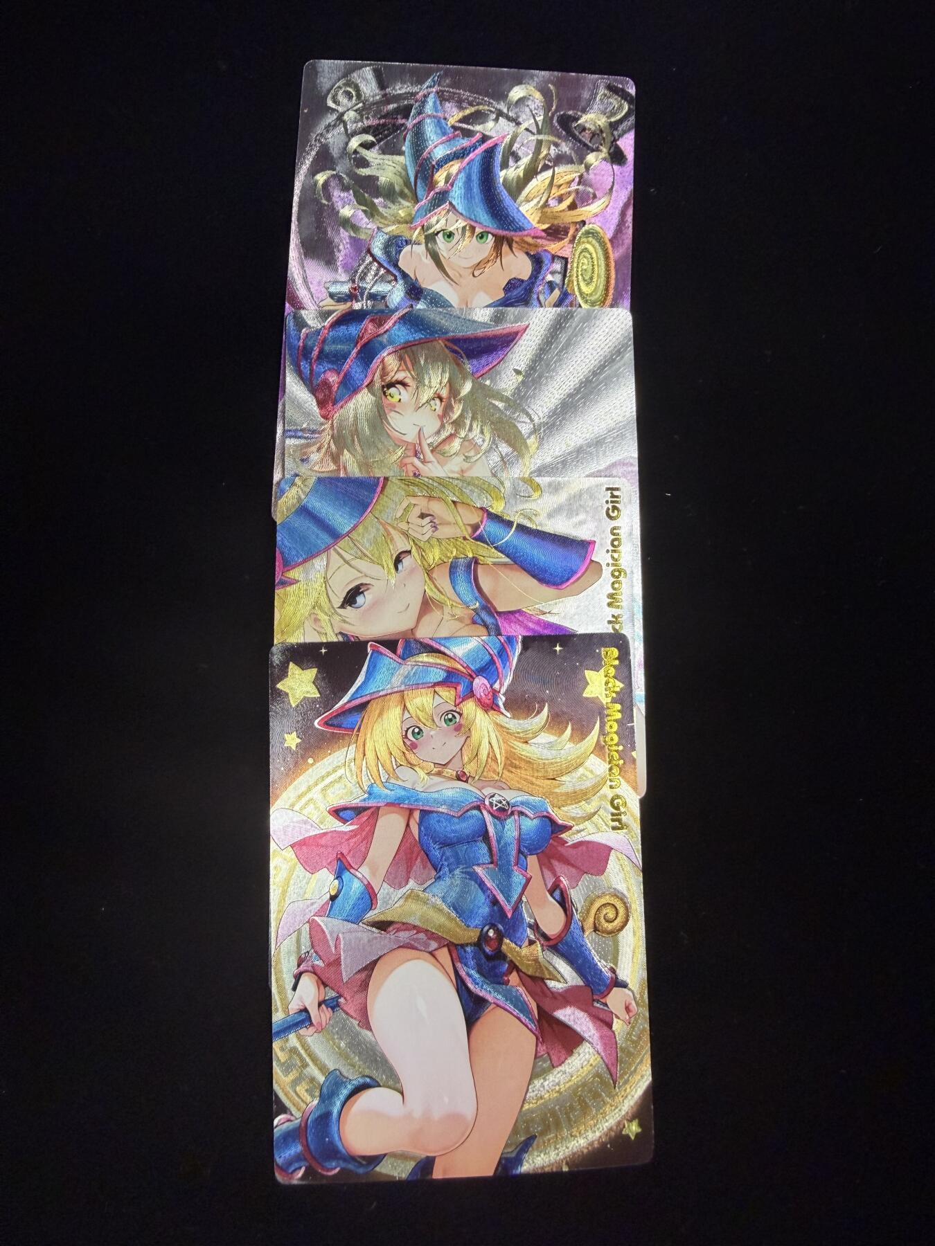 奇点新卡 无佣金 不寄存 不收拍   主攻奇点（有大佬赞助）需要多宫大佬请私聊 部分卡牌设有底价（不想玩的那么累，即使有底价也会比市场价便宜的多，懂的自然懂） 拒绝小号抬价 大家放心拍 所有拍品部分套有卡膜 部分卡牌多宫 自制卡牌 不包厂瑕 放大镜 品控 勿拍 流拍商品会循环 感谢大家支持 留个关注 不定时上新 谢谢 奇点卡牌 黑魔女粗闪4张