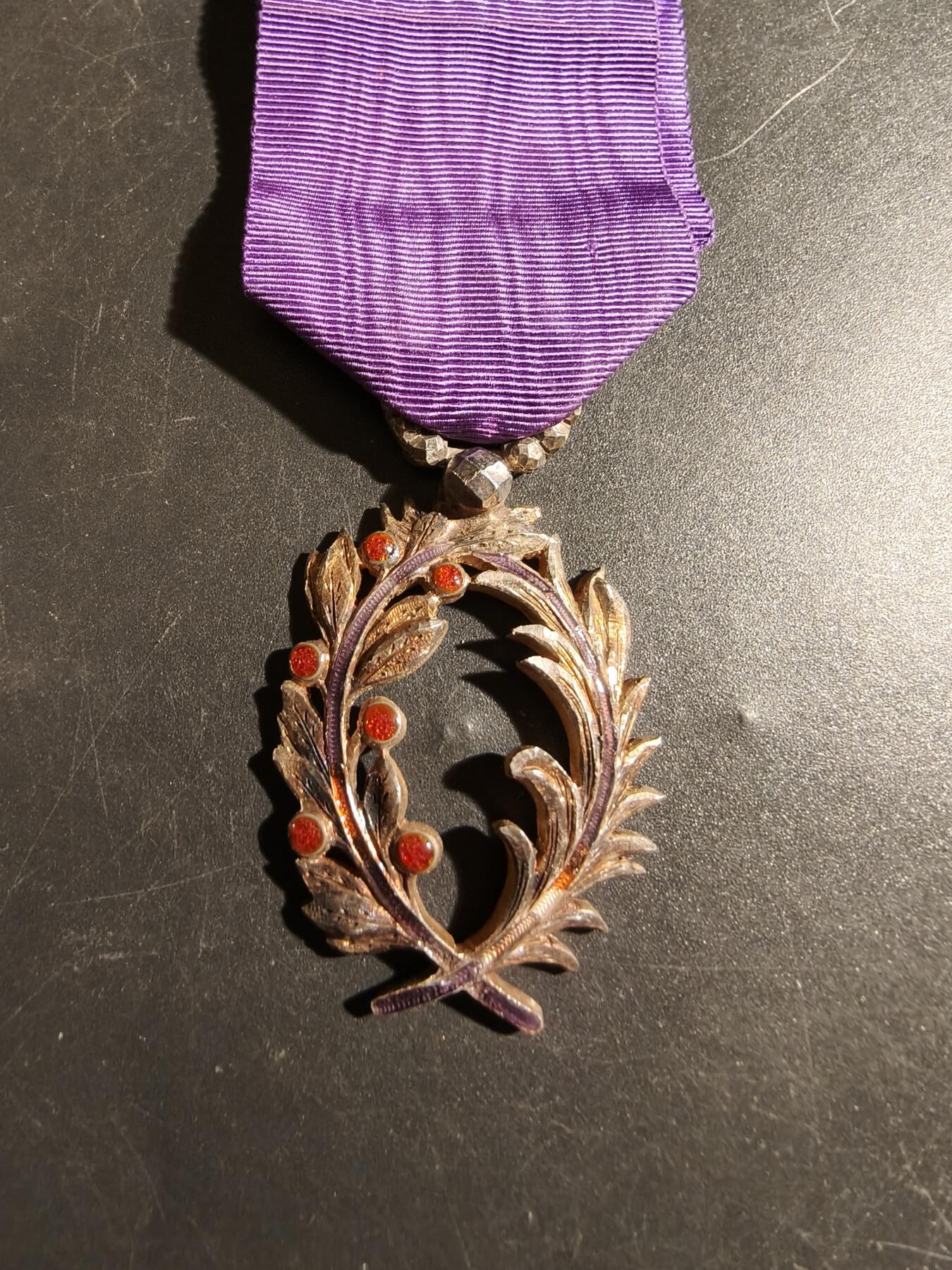 老王徽章第178期 法国骑士级棕榈叶勋章    原盒    珠宝商定制版     银质珐琅