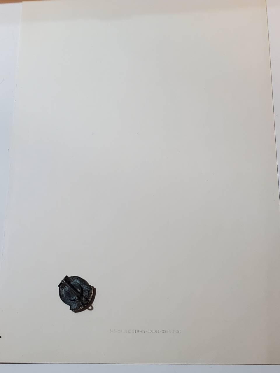 韵星假日拍卖第三十八期 -- Rimey Holidays Auction 38 民主德国社会主义建设功勋活动家证章+社会主义积极学习证书一套 主管亲签