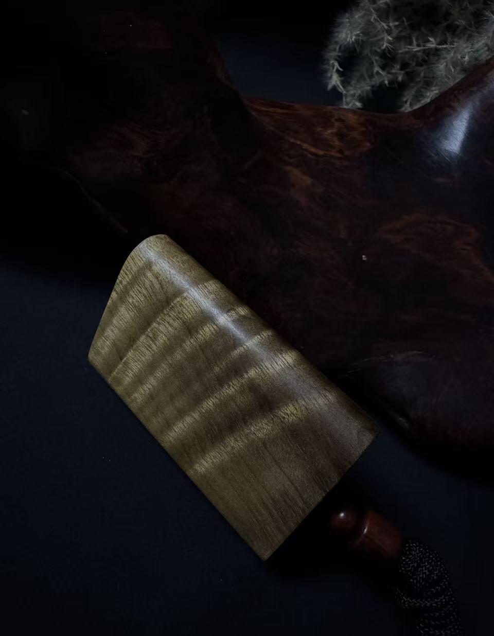 零元拍：B25金丝楠牌子，香喷喷的小金砖，金光闪闪，60/14/41.5