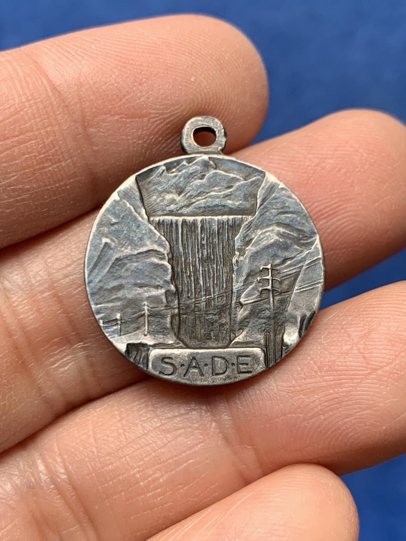 《竞宝斋》第460场 周日，周一，2场连拍 （全场包邮）欢迎送拍