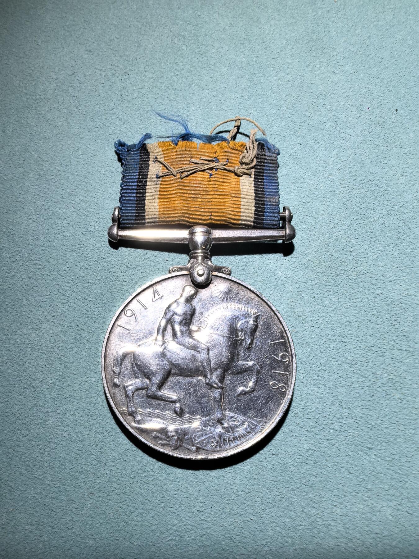 盛世勋华——号角文化勋章邮票专场拍卖第300期 英国一战战争奖章 银制 重34.4克，925银 原绶带带边铭，银价600+