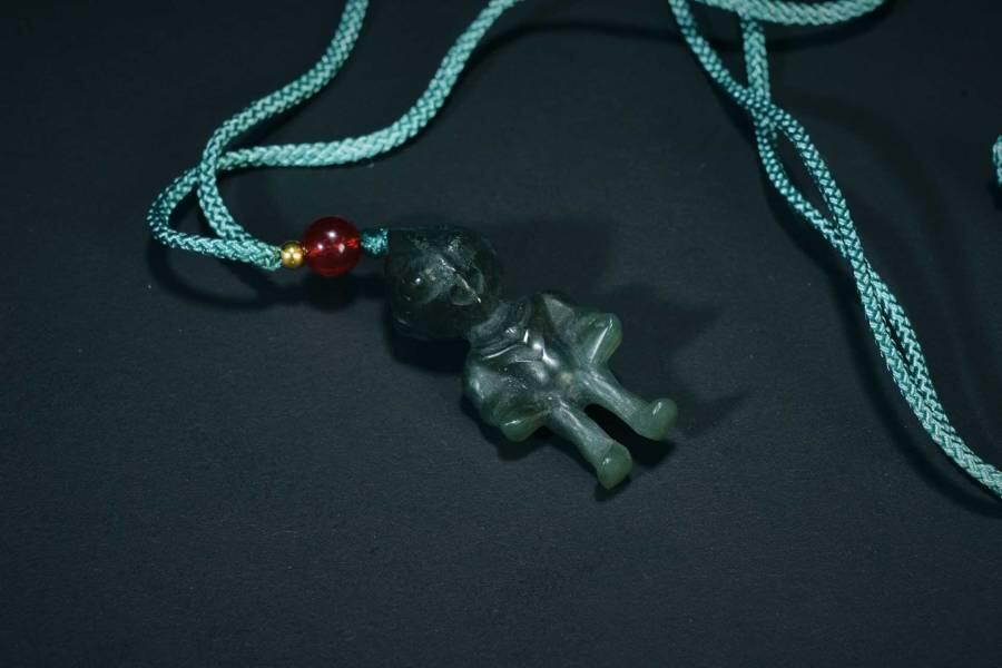 上海都达杂项专场三（全场包邮） 天然和田玉青玉奥特玛吊坠挂件86-97